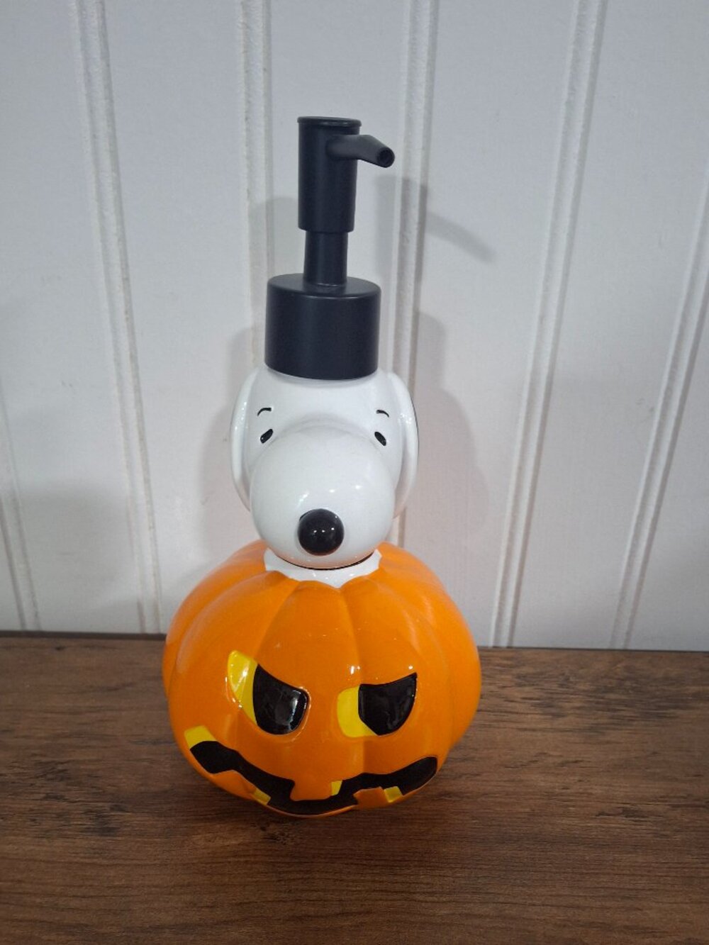 New Peanuts Halloween Soap Lotion Dispenser Snoopy Pumpkin Jack o Lantern